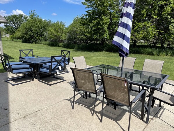 Outdoor patio furniture