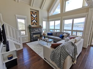 Living Room - Lake View