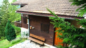 Aussenansicht Terrasse Haus Joch