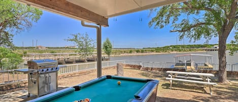 Brownwood Vacation Rental | 2BR | 2BA | 1,400 Sq Ft | Step-Free Access