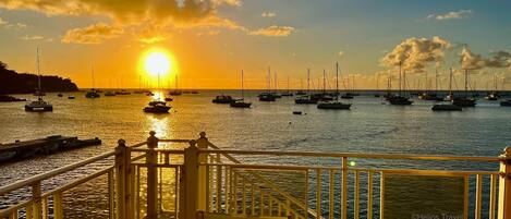 Sunset on the terrace of Ti Cabanon