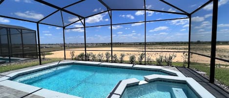 Pool and Spa Screened in Panoramic Views for Miles