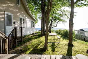 Lovely Cottage on Lake Michigan with Views and Beach.