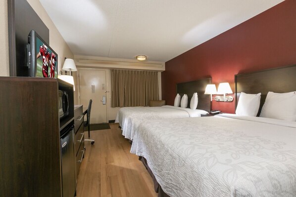 Great Amenities & Convenient Location! Parking!