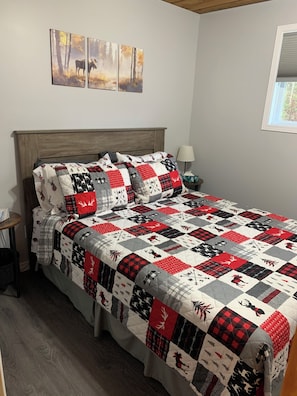 Bedroom#2/ Chambre a Couche #2