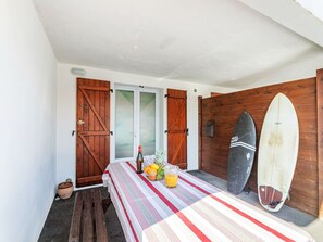 Plant, Property, Building, Wood, Window, Door, Houseplant, Interior Design, House