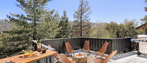 Amazing views of San Bernardino National Forest w/ firepit, BBQ/Grill, and outdoor seating.