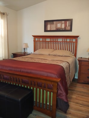 Main Bedroom with Queen Bed