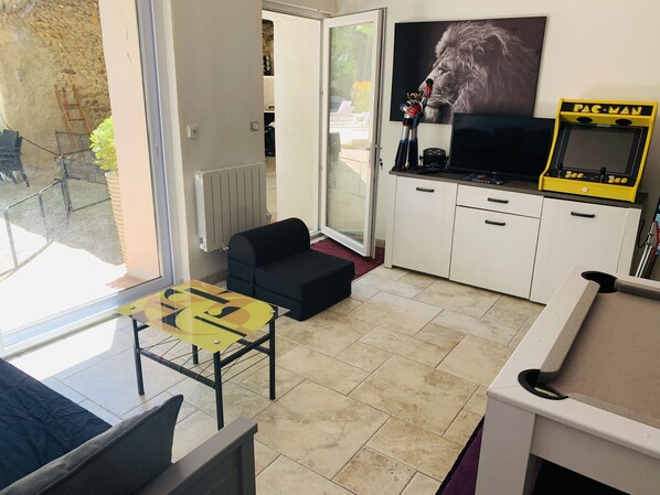 Game room