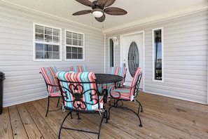 Front Porch with Outdoor Dining
