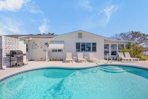 Private Pool, Outdoor Grill