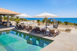 Ocean view pool