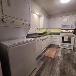 Newly remodeled with washer/dryer 