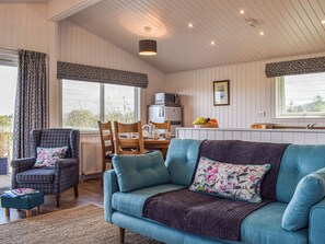 Open plan living space | Islabank Lodge, Auchterarder