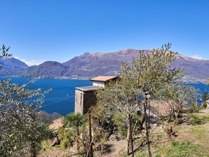 Sky, Water, Mountain, Plant, Ecoregion, Blue, Nature, Natural Landscape, Vegetation, Highland