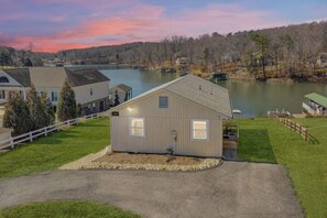 Welcoming home with clear lake views