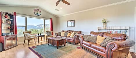 Mancos Vacation Rental | 2,220 Sq Ft | 3BR | 2.5BA | 2 Steps to Enter