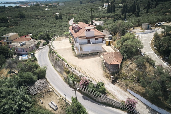 Esterni