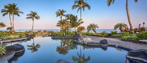 Hali'i Kai's Ocean Club pool and spa is a great place to unwind.