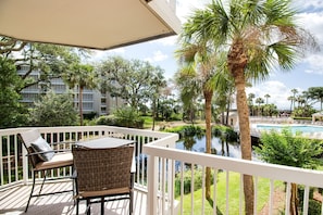 Take in these beautiful ocean and pool views from the spacious balcony!