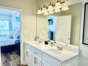 Freshen up for the day in your private en-suite bathroom.