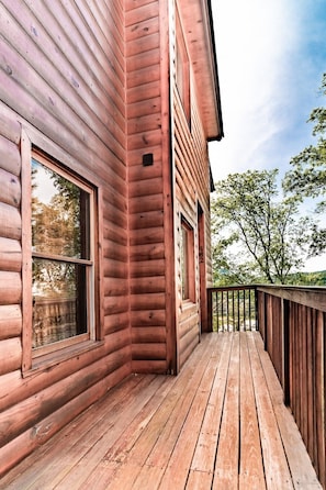 The walkway leading to the back of the patio