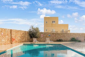 Shared pool