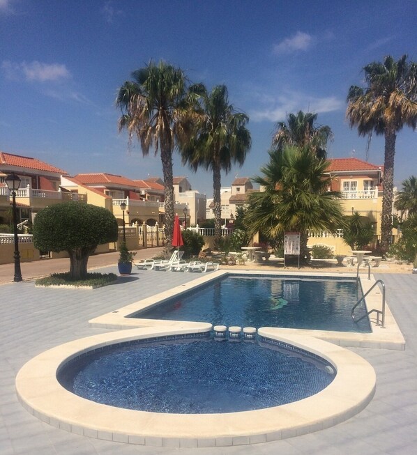 Swimming pool