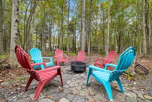 Outside firepit with chairs