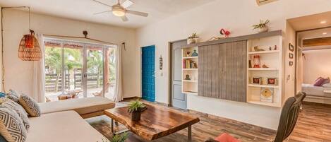 TV inside there plus beachy decor details