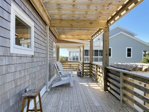 Front Porch, First Floor