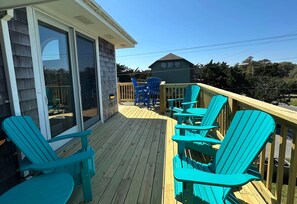Deck, Second Floor (alternate view)