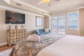 Gulf front master bedroom.