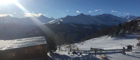 Blick von der Wohnung und Terrasse