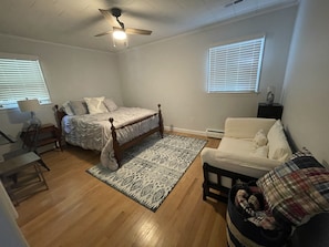 Bedroom 3 with Futon and TV!