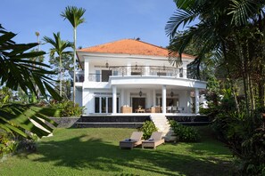 The main villa at Villa Tau. There is also a cottage and a Joglo on the property