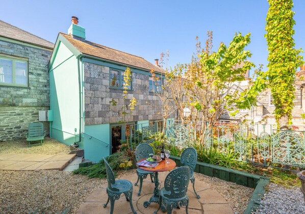 Patio & External