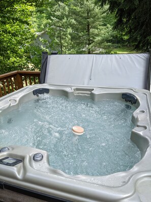 Hot tub
