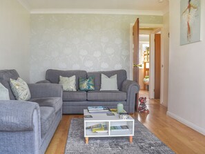 Living area | The Bungy, Freshwater