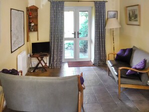 Living area | Bear Cottage, Addeydore
