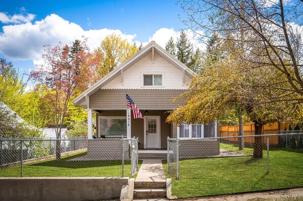 Historic 1914 home Downtown Coeur d'Alene Luxury Living