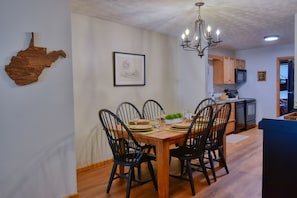 Dining room.