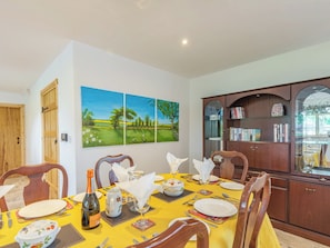 Dining Area | The Groom’s Quarters - Panton House Farm, Wragby