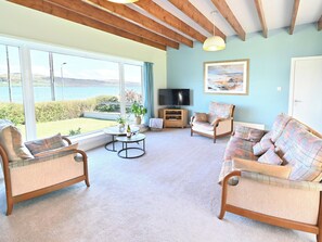 Living area | Taigh An Uillt, Kames, near Tighnabruaich