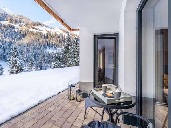 Property, Furniture, Table, Building, Wood, Sky, Shade, Snow, Plant, Floor