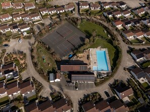 Zone Résidentielle, Piscine, Des Loisirs, Banlieue, Recours