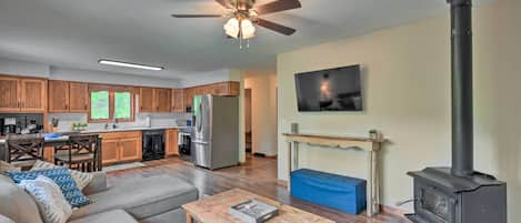 Waynesville Vacation Rental | 2BR | 2.5BA | Step-Free Entry | 1,800 Sq Ft