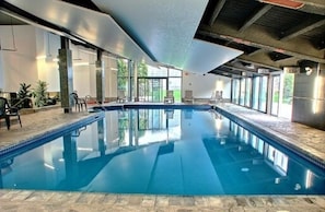 Free access to an indoor pool and a gym located at 2 km from our cottages.