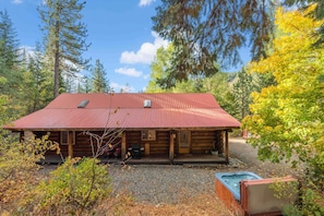 Exterior - Rustic Log Cabin with Hot Tub