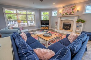 Main Level | Living Room